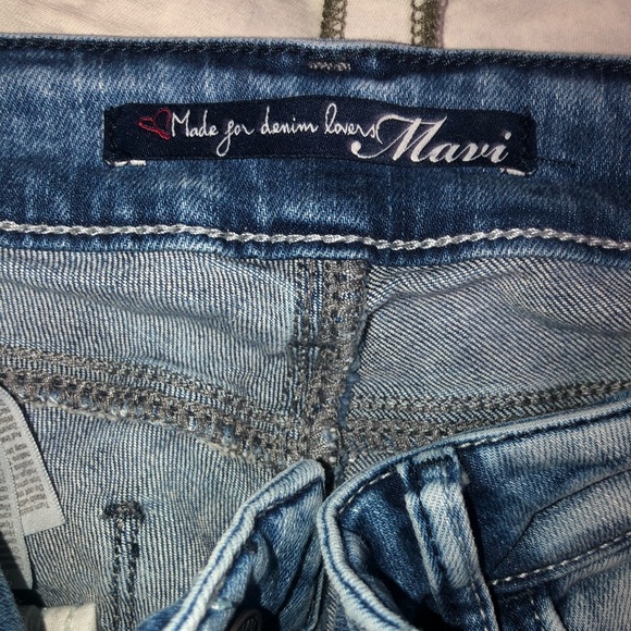 Jeans - Picture 2 of 3